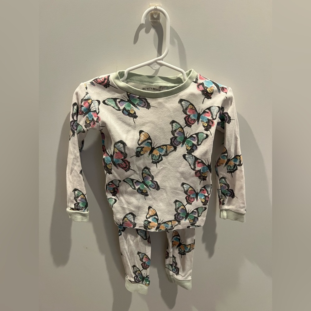 Butterfly Print Girls’ Pajama Set